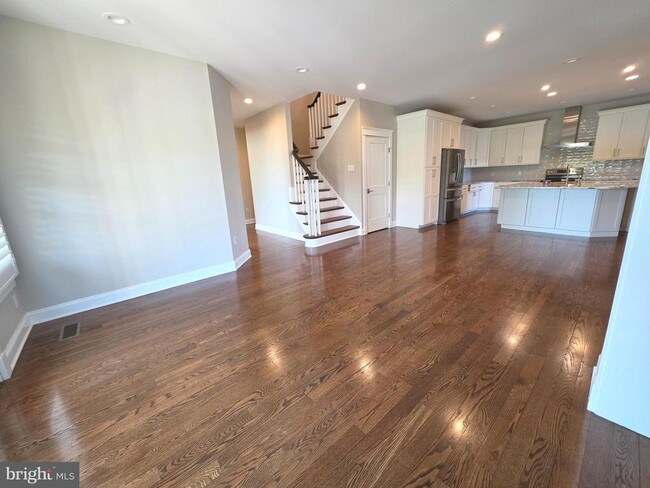 Building Photo - 94 Wolf Creek Cir