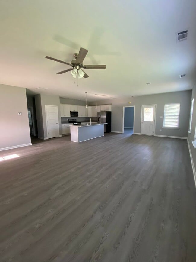 Building Photo - 4 bed, 2 bath in Atoka built in 2022