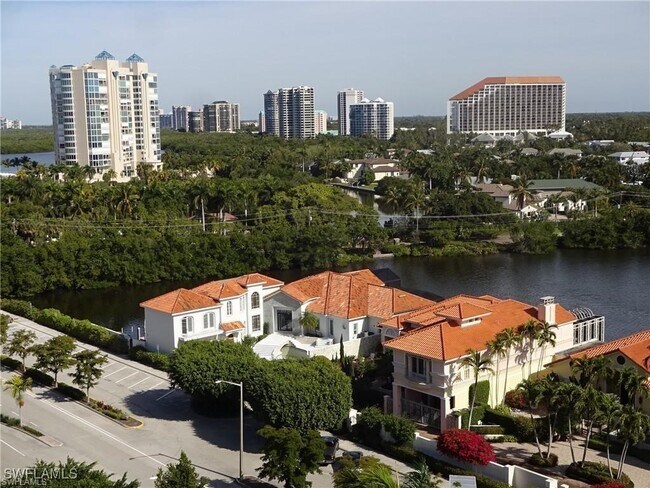 Building Photo - 4751 Gulf Shore Blvd N