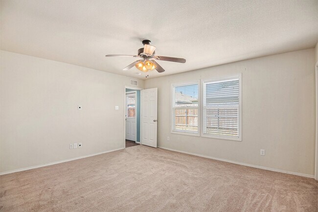 Building Photo - 304 Chert Ln