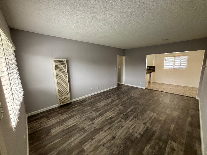 Primary Photo - 3313 Artesia Blvd