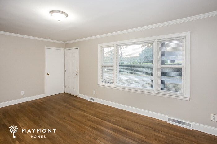 Building Photo - 302 Lydia St