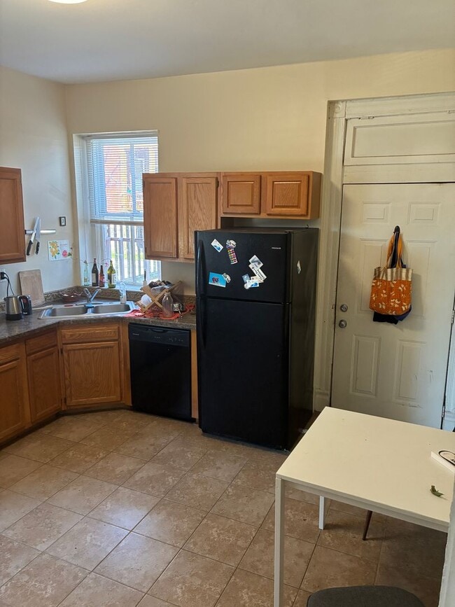 Building Photo - 319