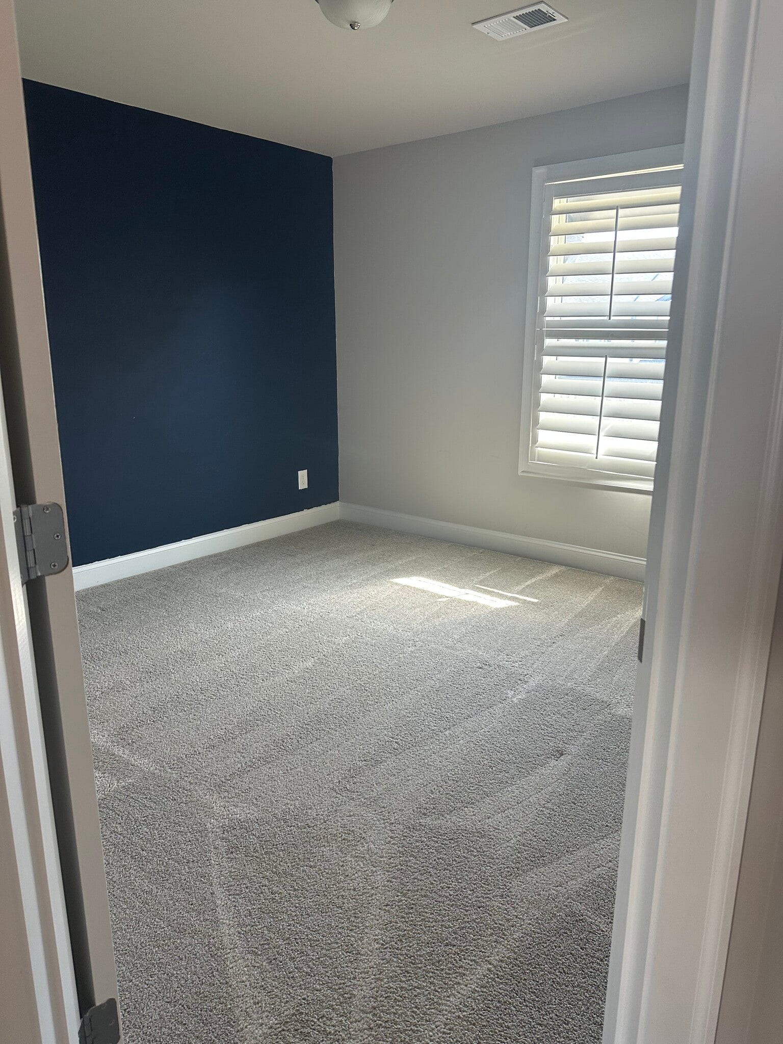 Building Photo - 805 Mackay Crk