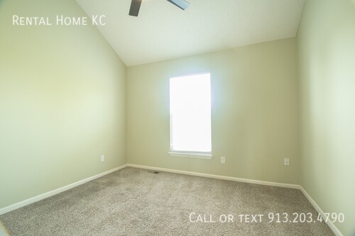 Building Photo - 18755 W 153rd Terrace