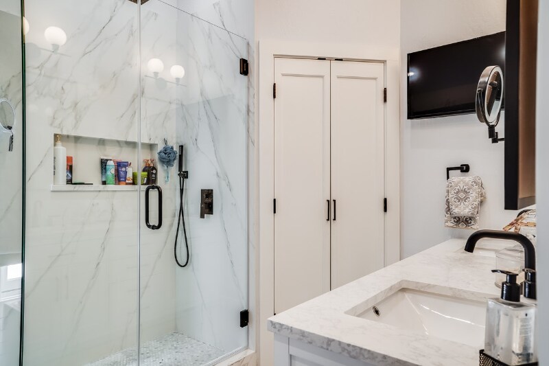 Building Photo - 828 Richard Ln