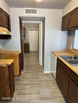 Building Photo - 1504 Monte Sanders Ln