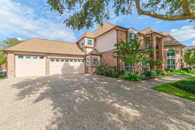 Building Photo - 1319 Hannington Dr