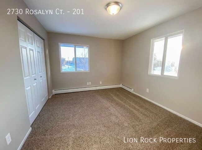 Building Photo - Cozy Two-Bedroom Condo in New Hope for $13...