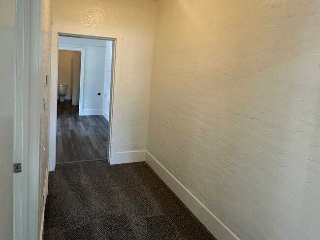 Building Photo - 3062 Adams Ave