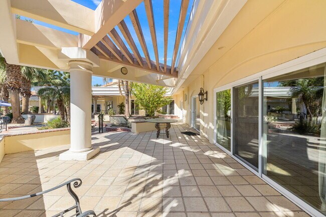 Building Photo - 50180 Vista Montana Rd