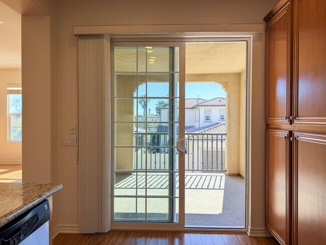 Building Photo - 8262O | Citrus Walk in Ventura | Unfurnished