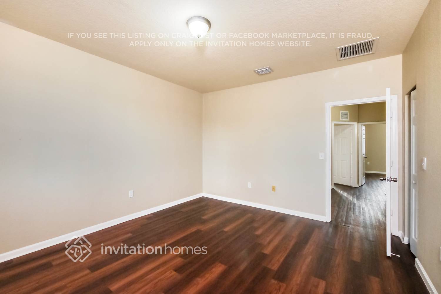 Building Photo - 20773 NE 10th Path