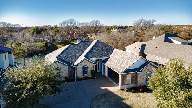 Building Photo - 23 N Shore Cir