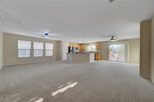Building Photo - 5052 Whistling Acres Ave
