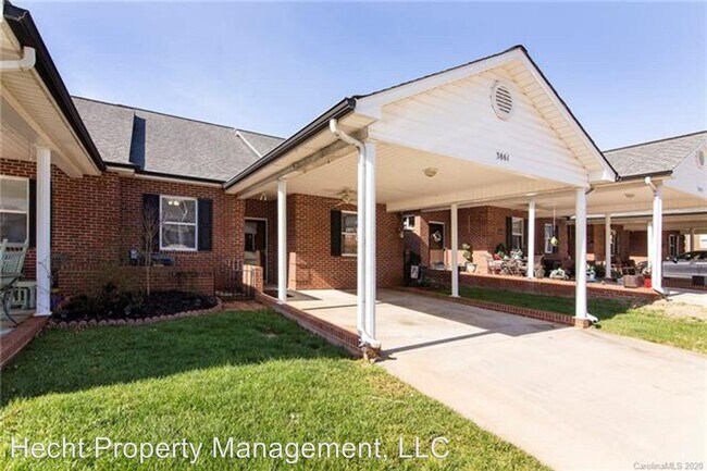 Primary Photo - 3 br, 2 bath House - 3861 Azalea Trail