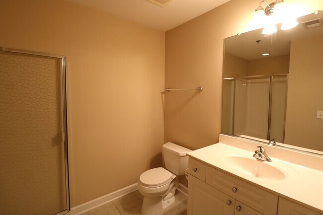 Building Photo - 4762 Tatton Park Dr
