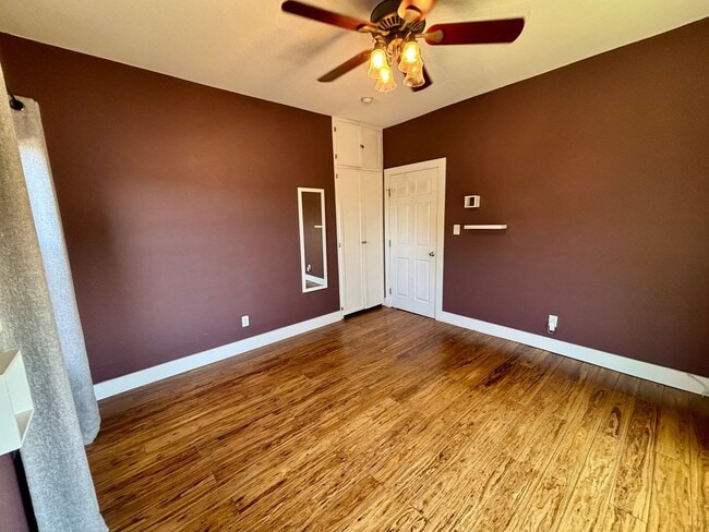 Building Photo - Gorgeous Upgraded Home In Glassell Park Area