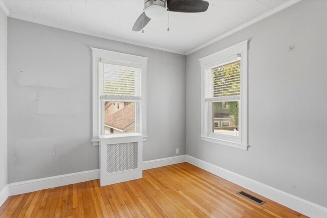 Building Photo - 454 Quarry St