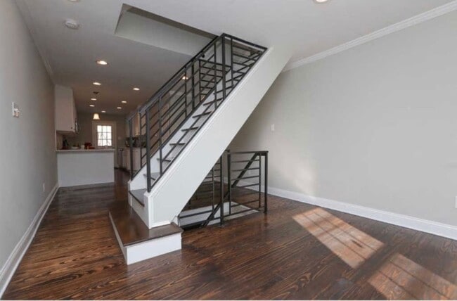 Building Photo - 2 Bedroom 1.5 Bath Home in Conshohocken wi...