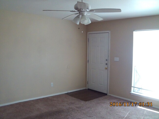 Building Photo - 225 Kerby Street Apt D, Arlington, TX 76013