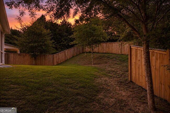 Building Photo - 520 Cresentry Brook