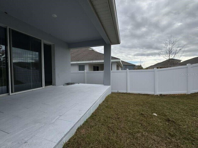 Building Photo - 2041 Axel St