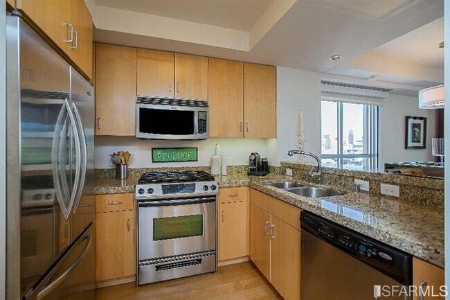 Building Photo - 750 Van Ness Ave