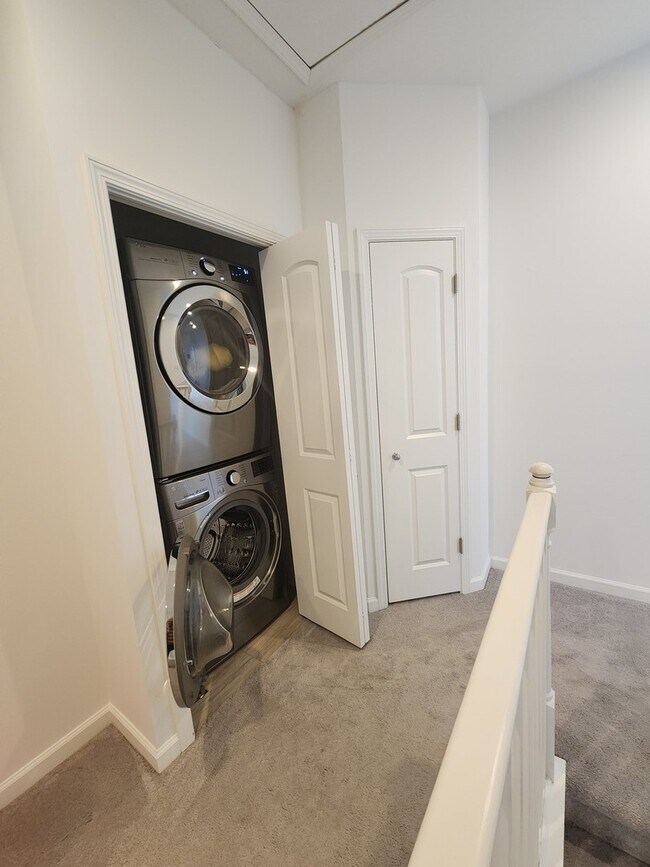 Building Photo - 12730 Wild Rye Ct