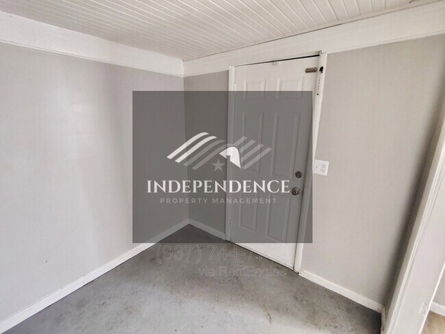 Building Photo - 3217 Finley St