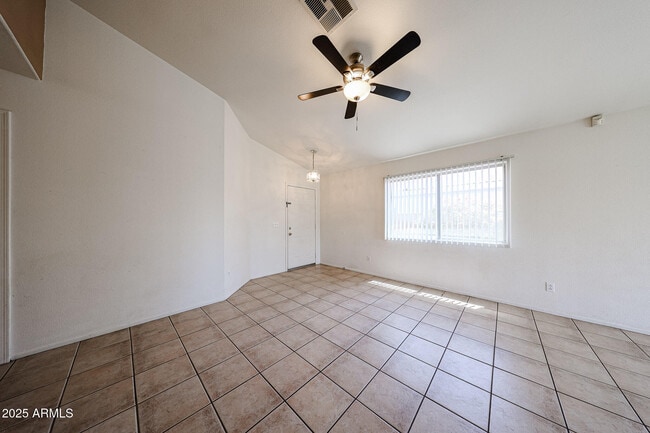 Building Photo - 3211 W Abraham Ln