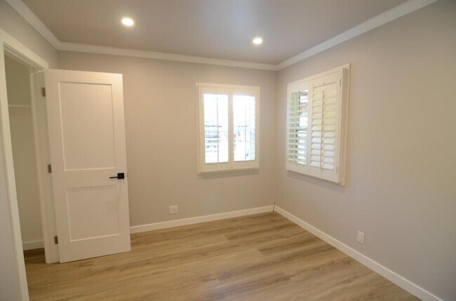 Building Photo - 126 22nd Ave