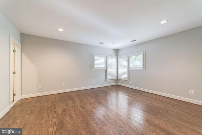 Building Photo - 1472 Carrington Ridge Ln