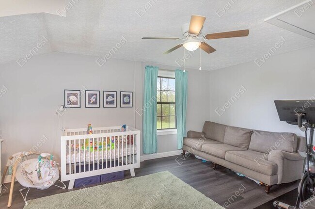 Building Photo - 7929 Daugherty-Capley Rd