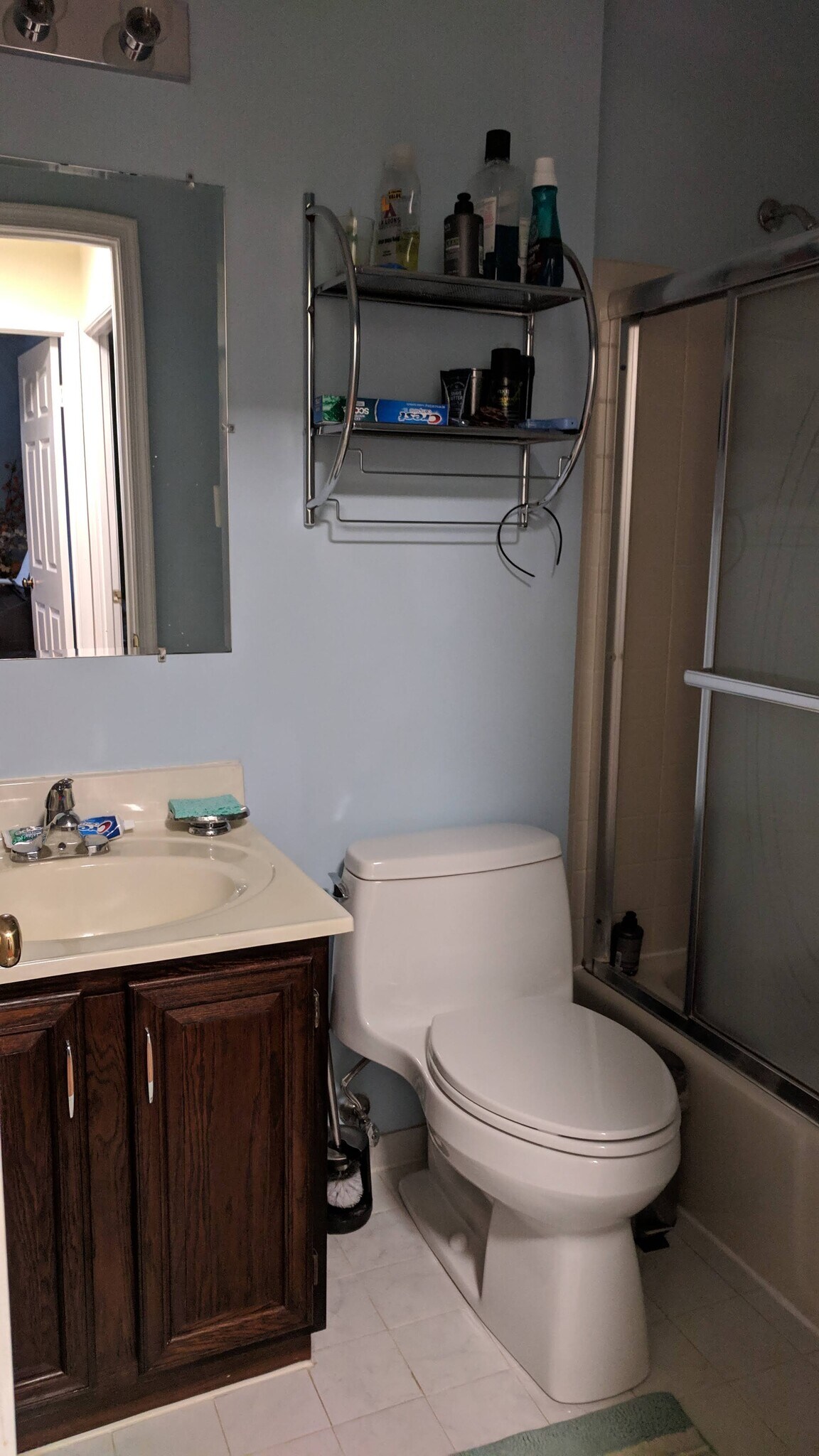 Building Photo - 13914 Woods Run Ct