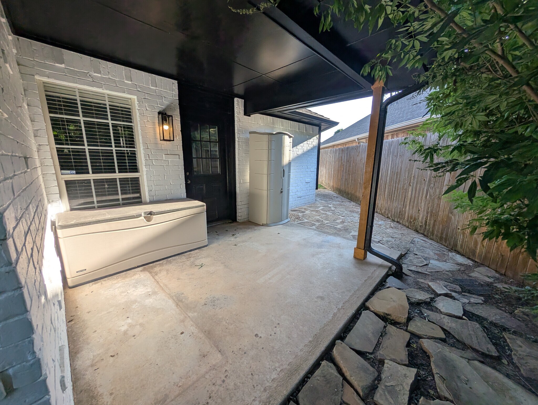 Rear patio - 8701 NW 116th St