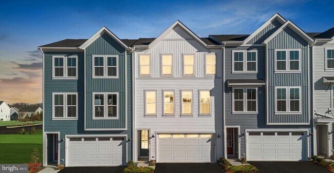 Building Photo - 127 Heyford Dr