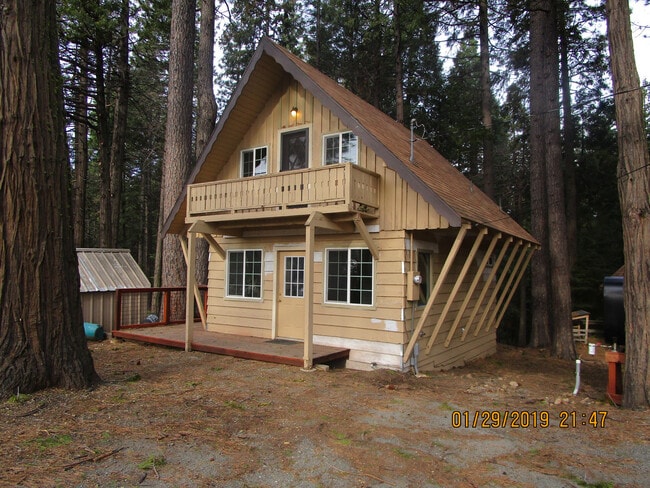 Building Photo - YOU WON'T BELIEVE IT!!