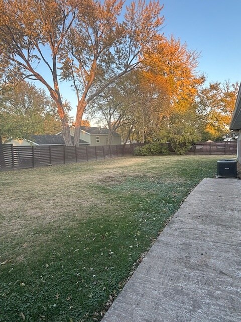 Building Photo - 1738 8th Ave S