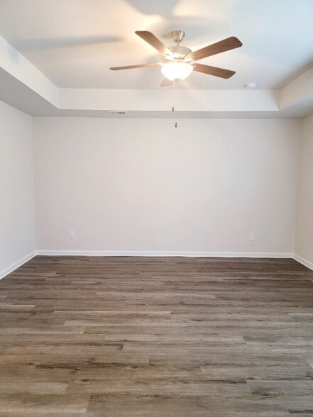 Building Photo - 752 Wimbee Ct