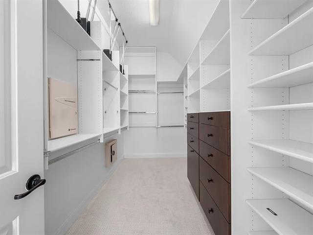 Building Photo - 679 Burr Oak Dr