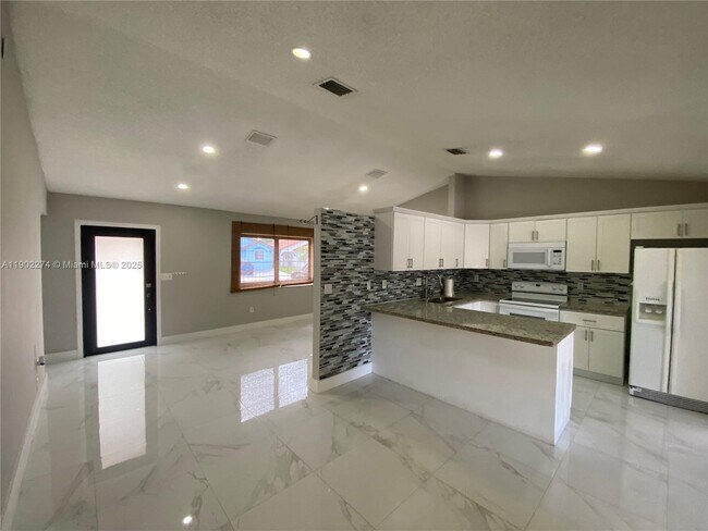 Building Photo - 14347 SW 176th Terr