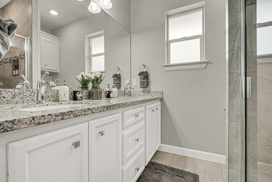 Building Photo - 11418 Braewick Dr