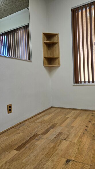 Building Photo - 8404 Pershing Dr
