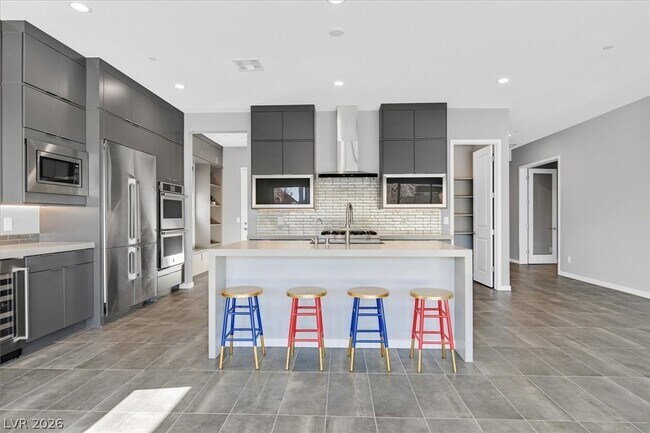 Building Photo - 3367 Stone View Ave