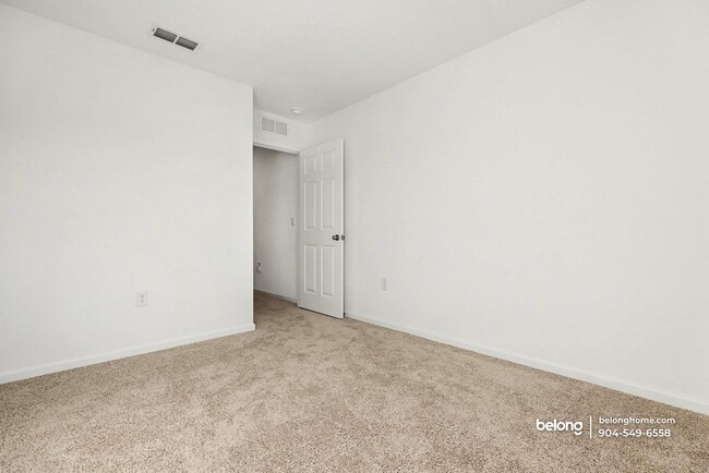 Building Photo - 9067 Gifford Dr