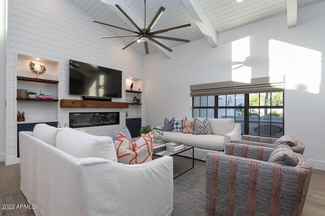 Building Photo - 22012 N 84th Pl