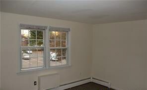 Building Photo - 49 Grandview Dr