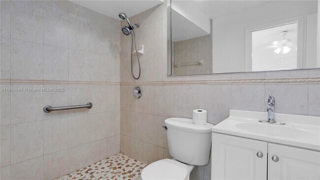 Building Photo - 6460 NW 170th Terrace