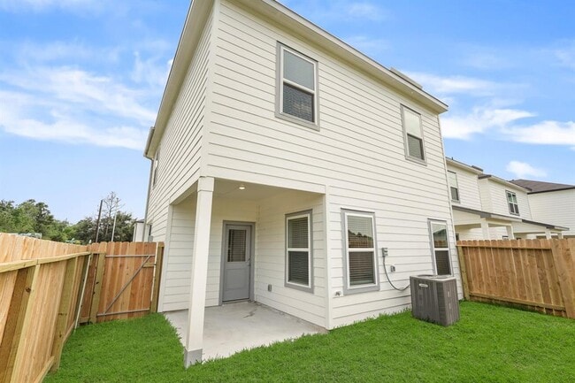 Building Photo - 1207 Hugh Lndg Rd